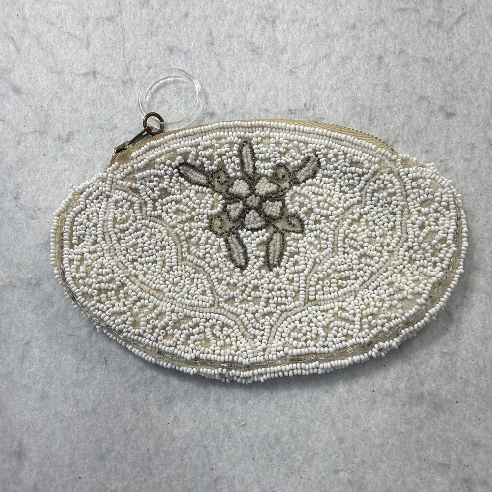 Vintage Beaded Small Flowered Coin Purse W/ Zipper